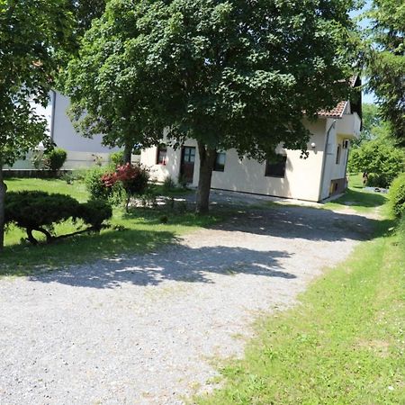 Maple Place Velika Gorica Eksteriør bilde